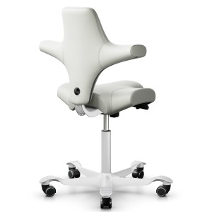 HAG Capisco 8106 Kunstleder weiß mit Gestell weiß HAG Capisco 8106 Kunstleder weiß mit Gestell weiß