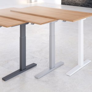 RWH Action Nussbaum Schreibtisch elektrisch verstellbar - alle Gestelle RWH Action Nussbaum Schreibtisch elektrisch verstellbar - alle Gestelle