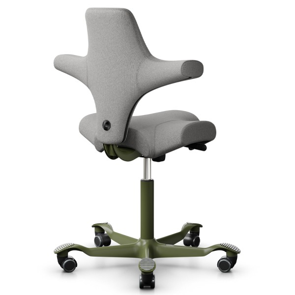 HAG CAPISCO 8106 Stoff Cura hellgrau mit Sattelsitz - Gestell Moss grey