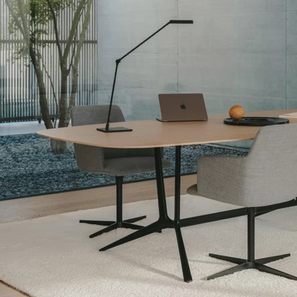 lapalma Trail Tisch Indoor | Eiche gebleicht | rechteckige Platte | Beispielbild 