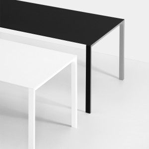 Kristalia Thin-K Aluminium Esstisch Kristalia Thin-K Aluminium Esstisch